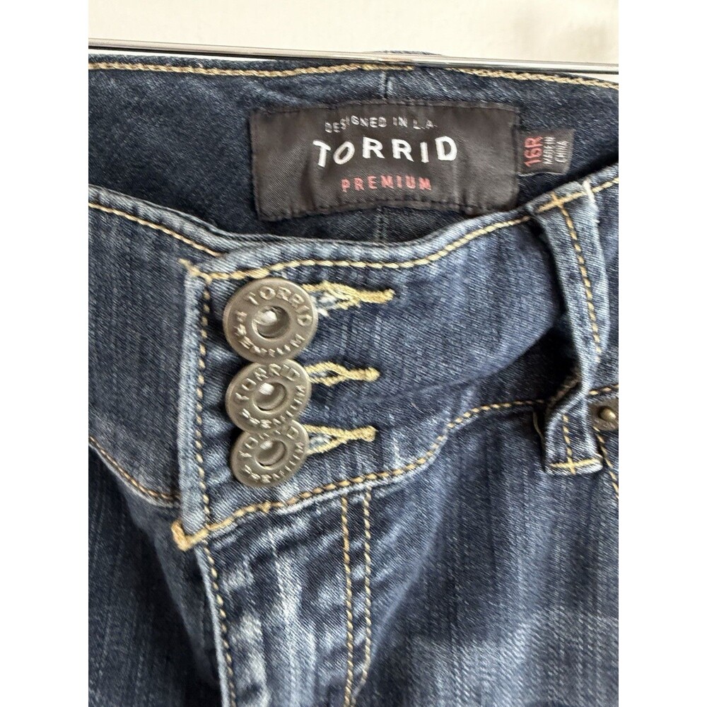 Torrid Women’s Blue Medium Wash Distressed Skinny Mid Rise Button Fly Jeans 16 - Picture 3 of 9